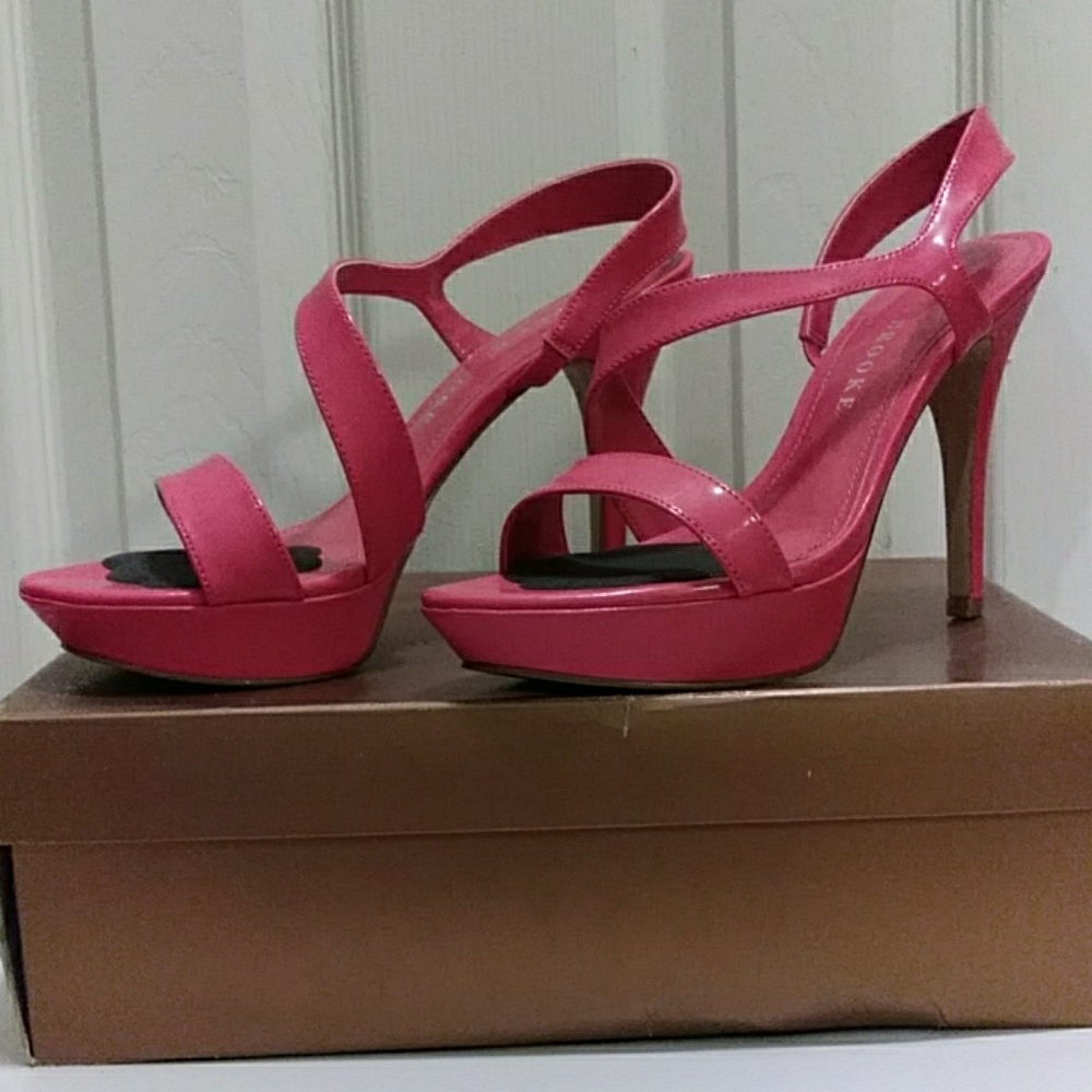 Fuschia Platform Sandal
